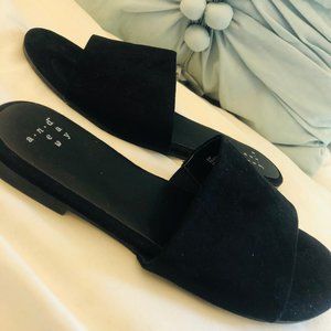 Black Slide Sandals, size 5